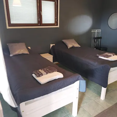 Appartement Yksioe Kylpylaenvuorella *