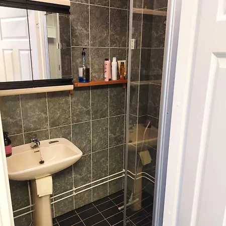 Appartement Yksioe Kylpylaenvuorella